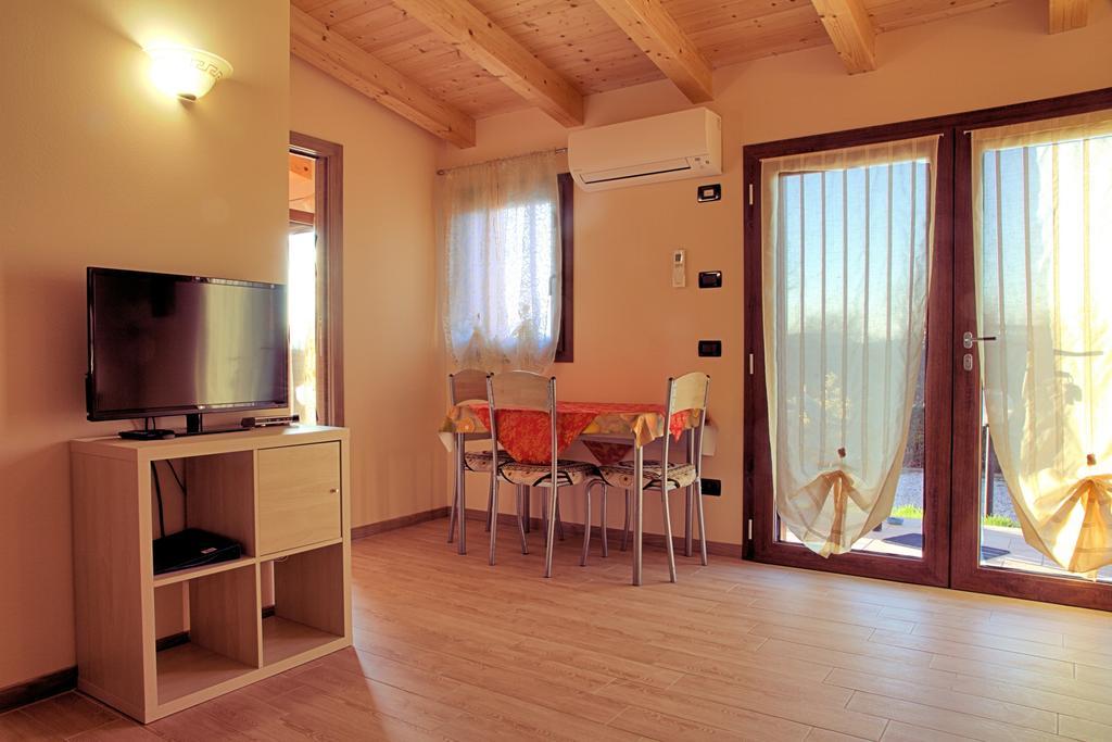 Agriturismo Il Melograno Tessera Exterior foto